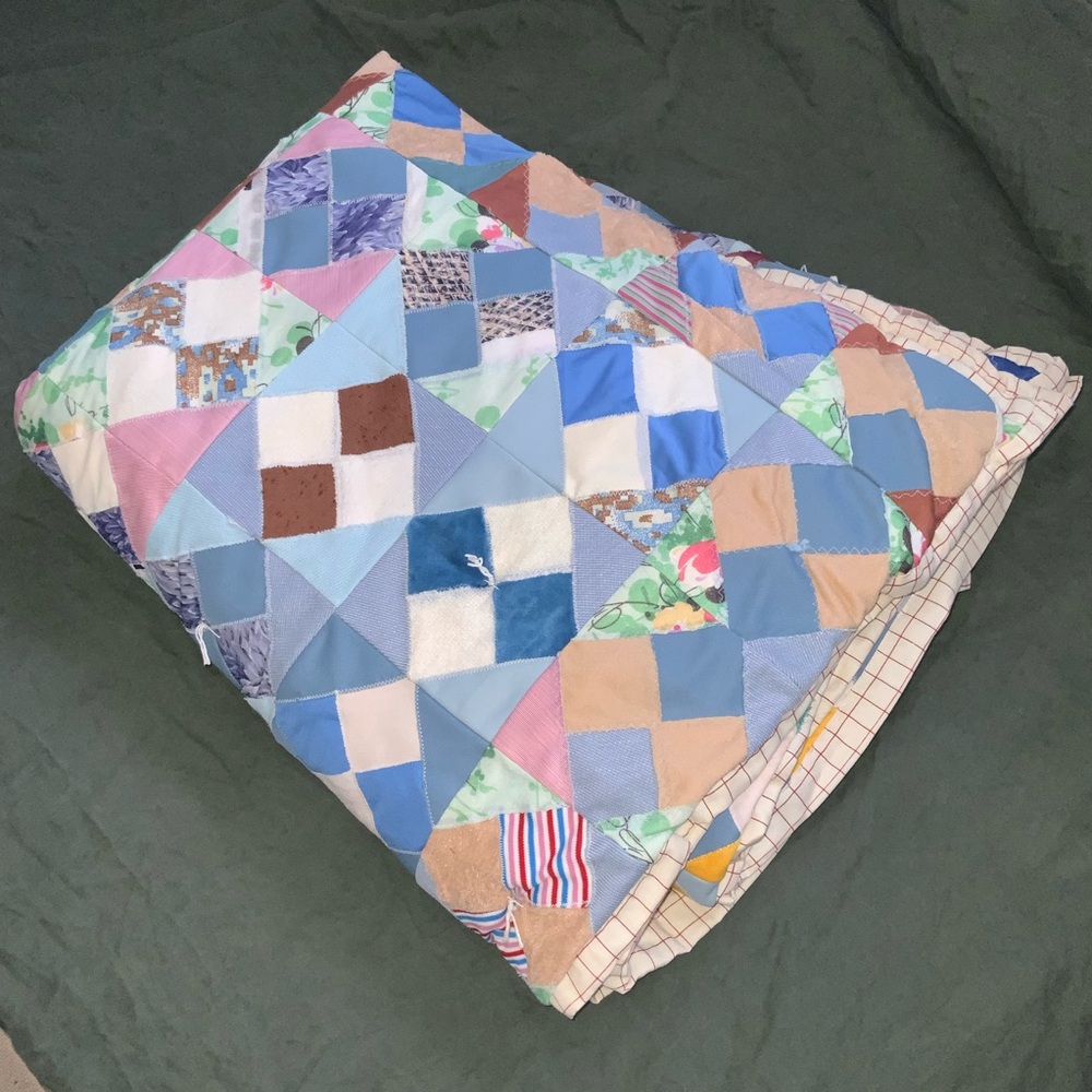 handmade quilt patchwork‎ plaid grid cotton yarn ties blue pink white brown